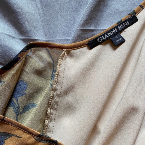 Gianni Bini Golden Vines Midi Dress - Picture 4 of 5